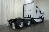 2027 Kenworth T680