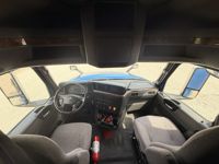 2021 International LT625