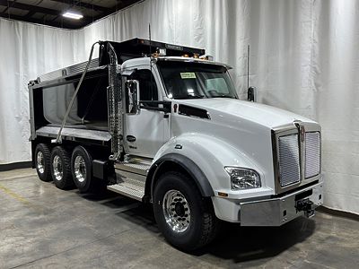 2027 Kenworth T880