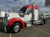 2022 Kenworth W990