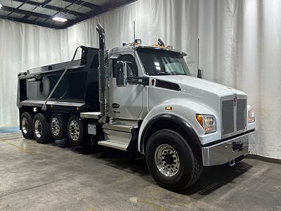 2027 Kenworth T880S