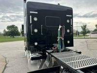 2027 Kenworth W900L