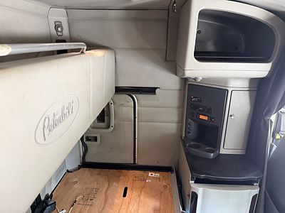 2021 Peterbilt 579