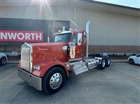 2025 Kenworth W900L