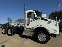 2021 Kenworth T880