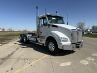 2026 Kenworth T880