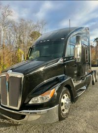 2023 Kenworth T680