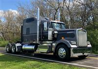 2025 Kenworth W900L