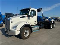 2025 Kenworth T880