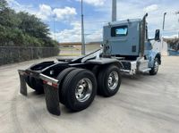 2023 Peterbilt 567