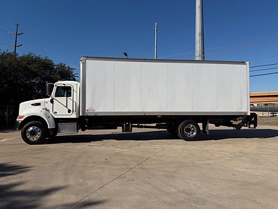 2020 Peterbilt 337