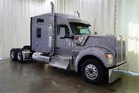 2025 Kenworth W990