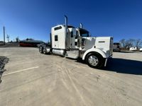 2020 Kenworth W900