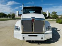2024 Kenworth T880