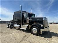 2025 Kenworth W900L