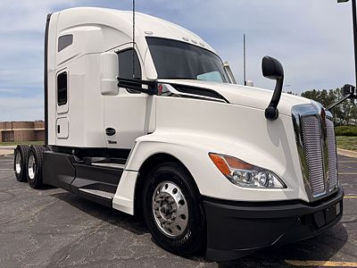 2023 Kenworth T680