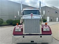 2025 Kenworth W900L