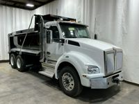 2027 Kenworth T880