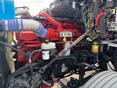 2022 Kenworth T880