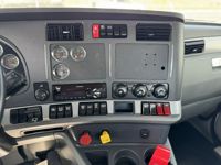 2020 Kenworth T880