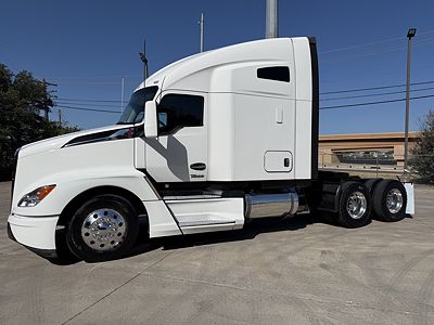 2023 Kenworth T680
