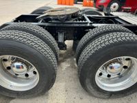 2020 Volvo VNL64T860