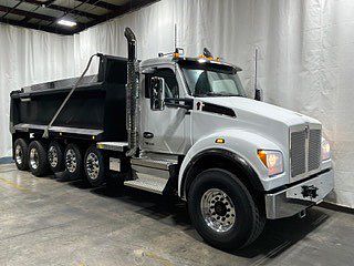 2027 Kenworth T880S