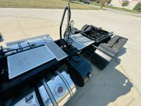 2022 Kenworth T880