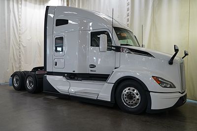2027 Kenworth T680