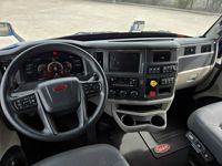 2023 Peterbilt 579