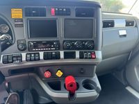 2022 Kenworth T680