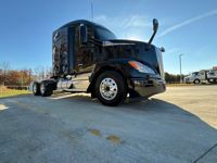 2023 Kenworth T680