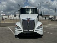 2024 Kenworth T680
