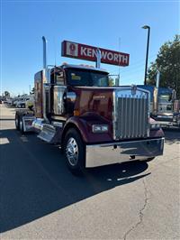 2025 Kenworth W900L