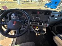 2022 Kenworth T880