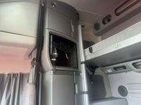 2020 Volvo VNL64T860