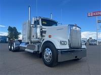 2025 Kenworth W900L