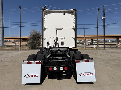 2023 Kenworth T680