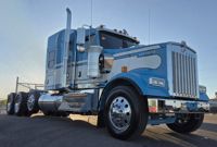 2027 Kenworth W900L