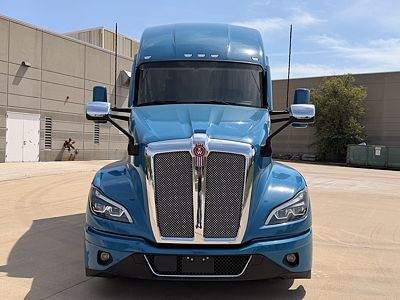 2024 Kenworth T680