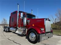 2025 Kenworth W900L