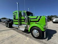 2025 Kenworth W900L