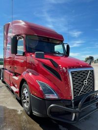 2022 Volvo VNL64T760