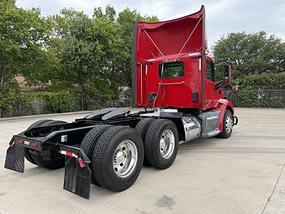 2021 Peterbilt 579