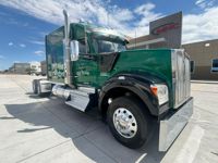 2021 Kenworth W990