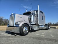 2021 Kenworth W900L
