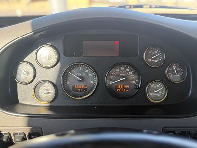 2020 Peterbilt 337