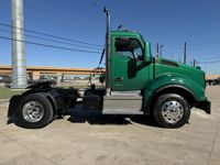 2022 Kenworth T880
