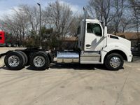 2024 Kenworth T880
