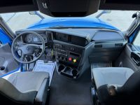 2023 International LT625